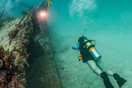 Explore More: Nitrox Course in Key Biscayne with PADI 5* Dive Center