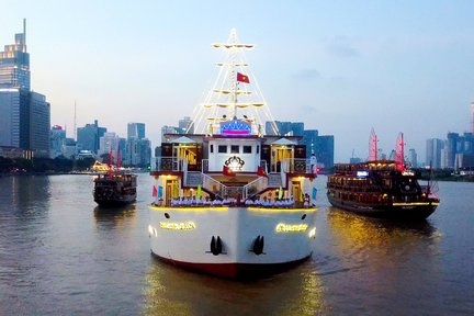 Indochina Queen Dinner Cruise di Saigon River