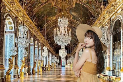 Versailles Tour from Paris