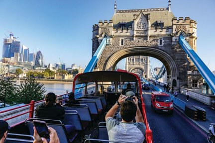 London Vintage Bus Tour dengan River Cruise dan Tiket London Eye