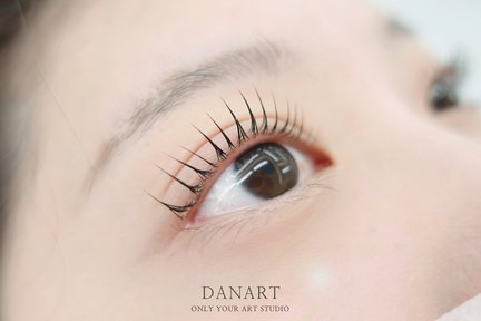 Seoul Eyelash Perm Experience in Sinchon