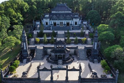 Tiket Makam Kaisar Khai Dinh di Kompleks Monumen Hue UNESCO