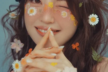 首尔书华摄影棚:体验独特的个人形象照拍摄服务 (Seohwafilm Studio: Unique Profile Picture Experience in Seoul)