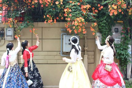 Location de hanbok près du palais de Changdeok par Dorothy Hanbok