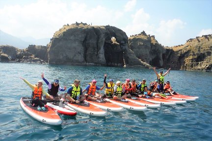 Shenao Elephant Trunk Rock SUP Experience in New Taipei