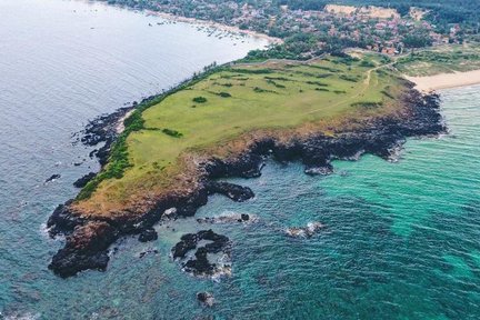 Phu Yen Day Tour to Cap Varella, Da Dia Reef, Xep Beach from Quy Nhon