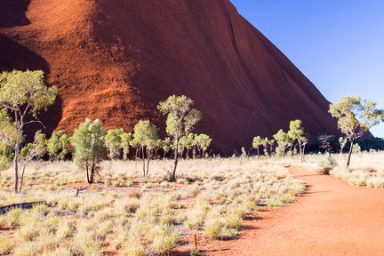 Tour Ngắm Hoàng Hôn Uluru từ Ayers Rock Resort