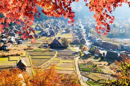 Tagestour zum Weltkulturerbe Hida Takayama + Shirakawa-go Gassho | Abfahrt von Nagoya | Garantierter Zugang zur Aussichtsplattform