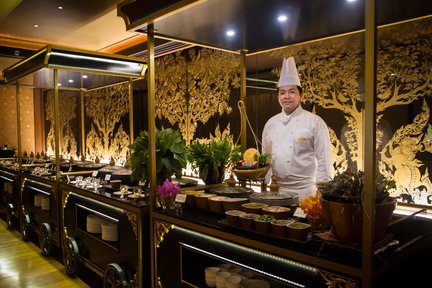 Sala Rim Naam in Mandarin Oriental Bangkok (Michelin Guide 2020)