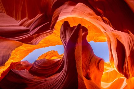 Lawatan Sehari Lower Antelope Canyon, Horseshoe Bend, & Lake Powell dengan Makan Tengah Hari