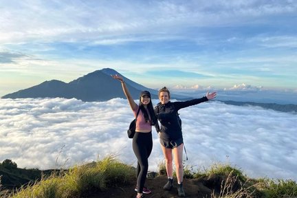 Kintamani Cafes and Mount Batur Sunrise Trekking Tour in Bali