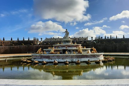 Versailles Palace Ticket with Audio Guide from Paris