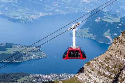 Tour di un giorno al Monte Pilatus con funivia e giro in barca a Lucerna da Zurigo