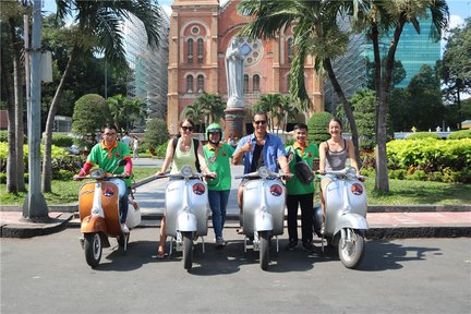 Half-day Insider of Sai Gon Tour by Vintage Vespa