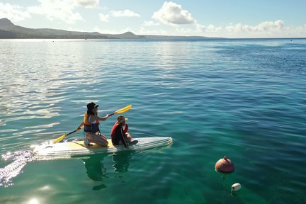 Stand Up Paddleboarding Experience in Kenting