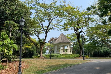 Lawatan Berpandu ke Chinatown & Botanic Garden di Singapura