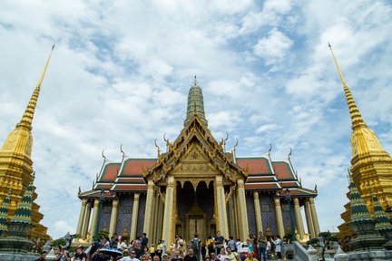 Halbtägiger Ausflug zum schwimmenden Markt Bangkok Damnoen Saduak und zum Großen Palast mit AK