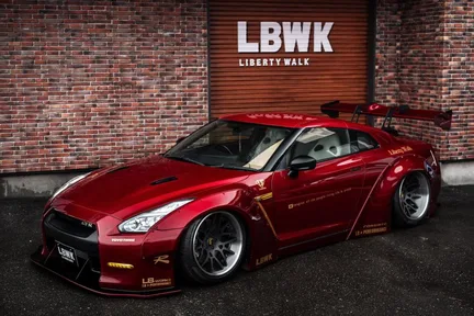 Liberty Walk GTR-35汽车聚会东京和大黑之旅