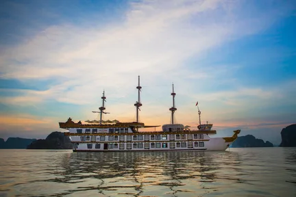 2天1夜下龙湾之旅（Dragon Legend Cruise 提供）