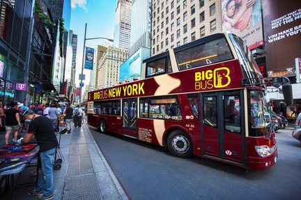 New York Hop-On Hop-Off Bus, Empire State & Statue of Liberty Tour