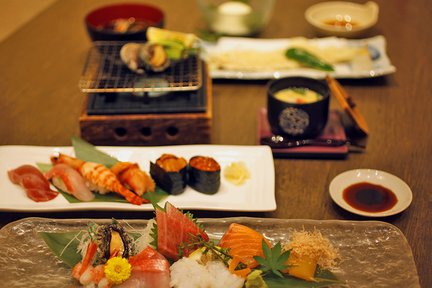 Tsukiji Sushi Sen - Sushi (Asakusa Kaminarimon Branch)