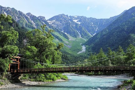 Kamikochi & Matsumoto Castle One Day Tour from Nagano/Matsumoto