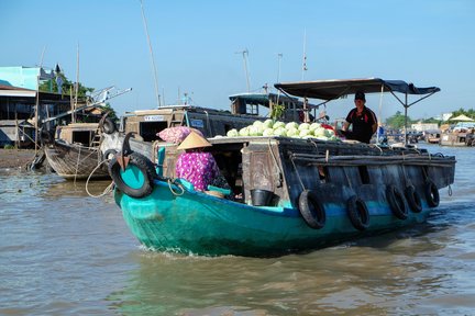 Delta del Mekong 2 giorni e 1 notte con tour guidato del mercato galleggiante