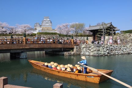 World Heritage Himeji Castle & Sake Breweries Private Tour