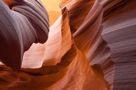 Lower Antelope Canyon & Horseshoe Bend Bus Tour from Las Vegas