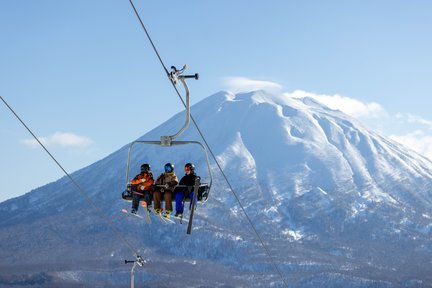 NBS Hakuba Snowboard and Ski Hire