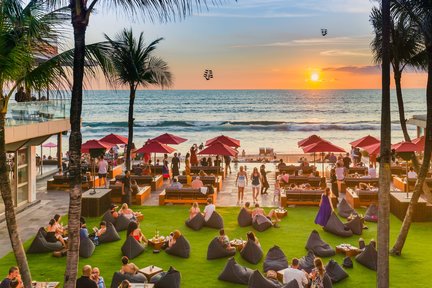 Câu lạc bộ bãi biển Kudeta ở Seminyak Bali