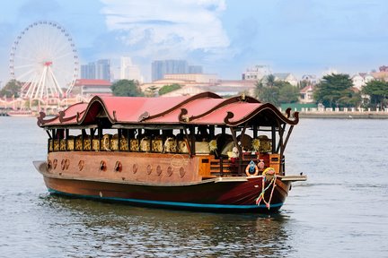 Manohra Dinner Cruise in Bangkok