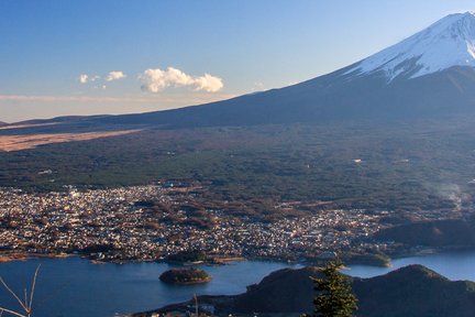 Mount Fuji, Owakudani, and Enoshima Bus Tour dari Tokyo (2 Hari 1 Malam)