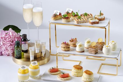 Sheraton Hong Kong Hotel & Towers Afternoon Tea | Sky Lounge