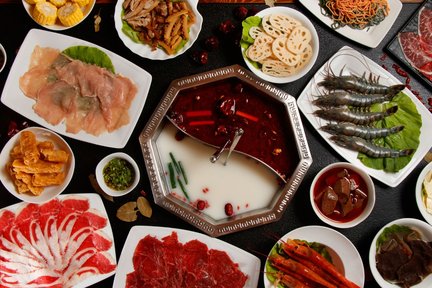 Donghua Sichuan Hot Pot di Banqiao Station