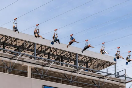 Pengalaman FlyLINQ Zipline di Las Vegas