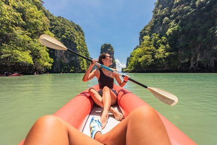 Machen Sie mit bei der Phang Nga Bay und dem James Bond – Tagesausflug mit dem Seekanu ab Phuket von Chic Chic