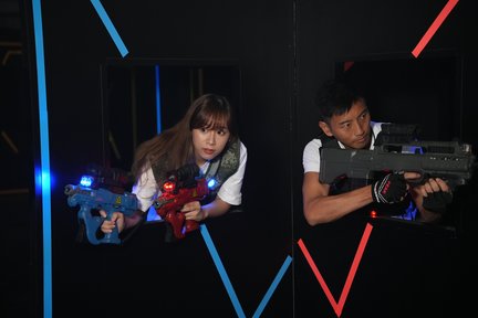 Schmerzfreies Laser-Tag-Erlebnis für den Innenbereich (Lai Chi Kok D2 Store）