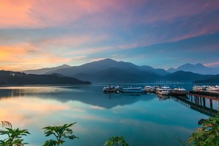 [Muslim-Friendly] Sun Moon Lake & Qingjing Farm 2-Day Tour 