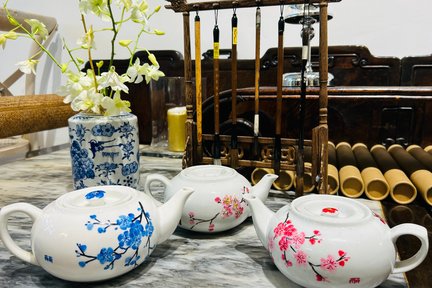 Ka Atelier - Chinese Teapot Painting Workshop | Wan Chai