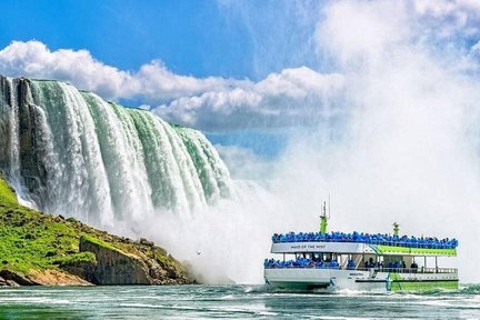 Niagara Falls Maid of the Mist and Cave of the Winds Tour