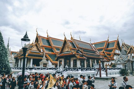 Tour Đền Chùa và Thành Phố Bangkok Với Wat Traimit và Cung Điện Hoàng Gia