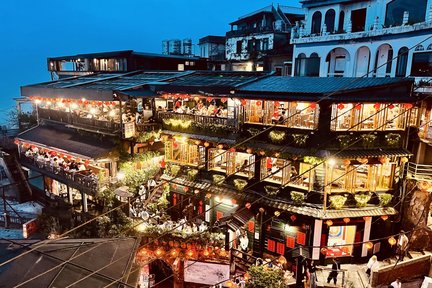 Tour Đêm Phố Cổ Cửu Phần, Bảo Tàng Vàng, Thác Vàng, Núi