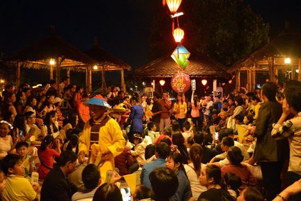 Pengalaman Waktu Malam di Hoi An