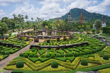 Entrada al jardín tropical de Nong Nooch en Pattaya