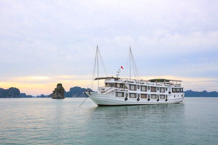 [Route 2] Visite mystique de la baie d'Halong 2D1N par Oriental Cruise