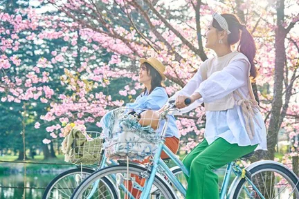 轻井泽白丝瀑布＆云场池＆旧轻井泽银座&奥莱购物或自行车骑行一日游（东京出发）