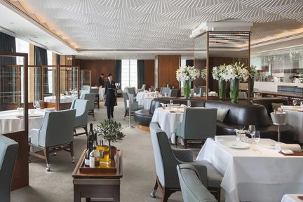 Mandarin Grill + Bar at Mandarin Oriental Hong Kong | Michelin Star Restaurants | 4-Course Saturday Brunch