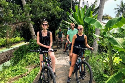 Excursion à vélo et en bateau sur le canal de Bangkok avec déjeuner