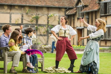 Shakespeare's Stratford and the Cotswolds Day Tour